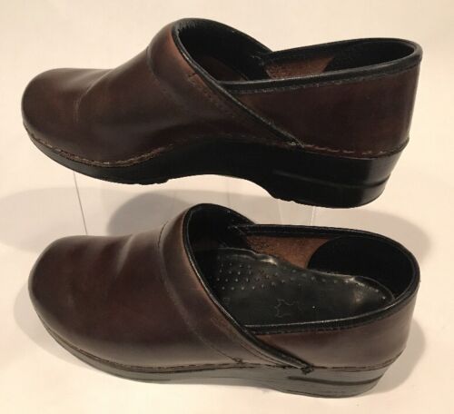 Zuecos de cuero profesionales Dansko marrón oscuro para mujer - talla 37 EE. UU. 6,5-7 - Imagen 3 de 12