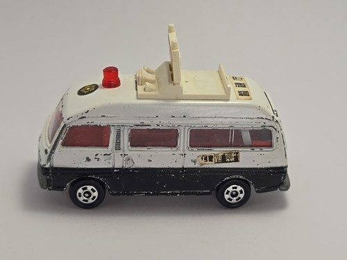 TOMICA 75 Nissan Caravan Patrol Polica Van 1/67 Scale Vintage Used Die-Cast - Picture 7 of 13