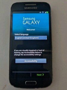Samsung Galaxy S4 GT-I9505 - 8GB Smartphone schwarz