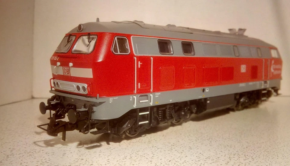 ESU-H0-Diesellok 218 102-2 „Sylt-Shuttle“ verkehrsrot digital Sound AC/DC EVP - Bild 2 von 4