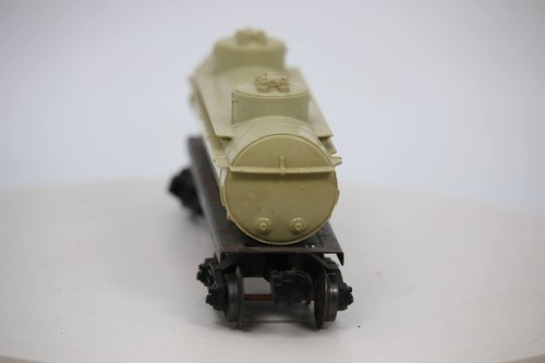 Lionel No. 6045 “Lionel Lines” Double Dome Tank Car, O Gauge 1:48 Scale Freight - Picture 7 of 11