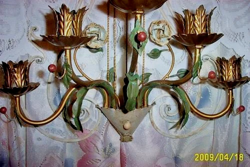 Aplique italiano Tole Cottagecore rosas bayas 5 liras ligeras arpa años 30 hallazgo raro Foto 2 de 4