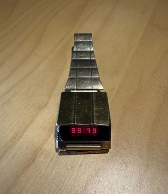 Vintage 1976 Bulova Computron N6 LED Digital Drivers Watch - Gold Tone - WORKING