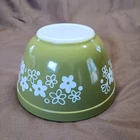 Vintage Pyrex Spring Blossom Crazy Daisy Mixing Bowl #401 1.5 Pt Avocado Green