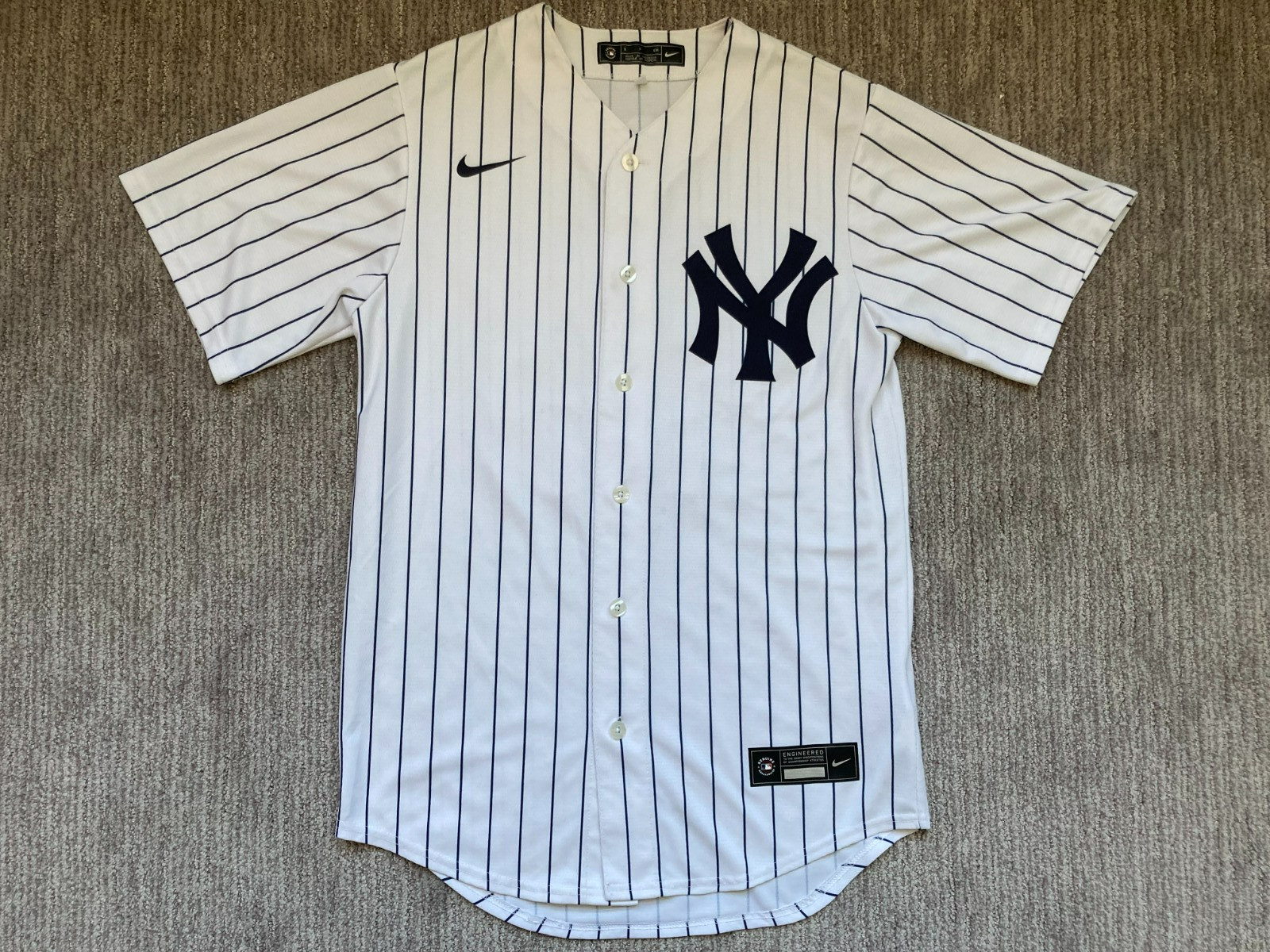 NEW-Nike New York Yankees Aaron Judge #99 Pinstripe Jersey White/Blue Men’s S