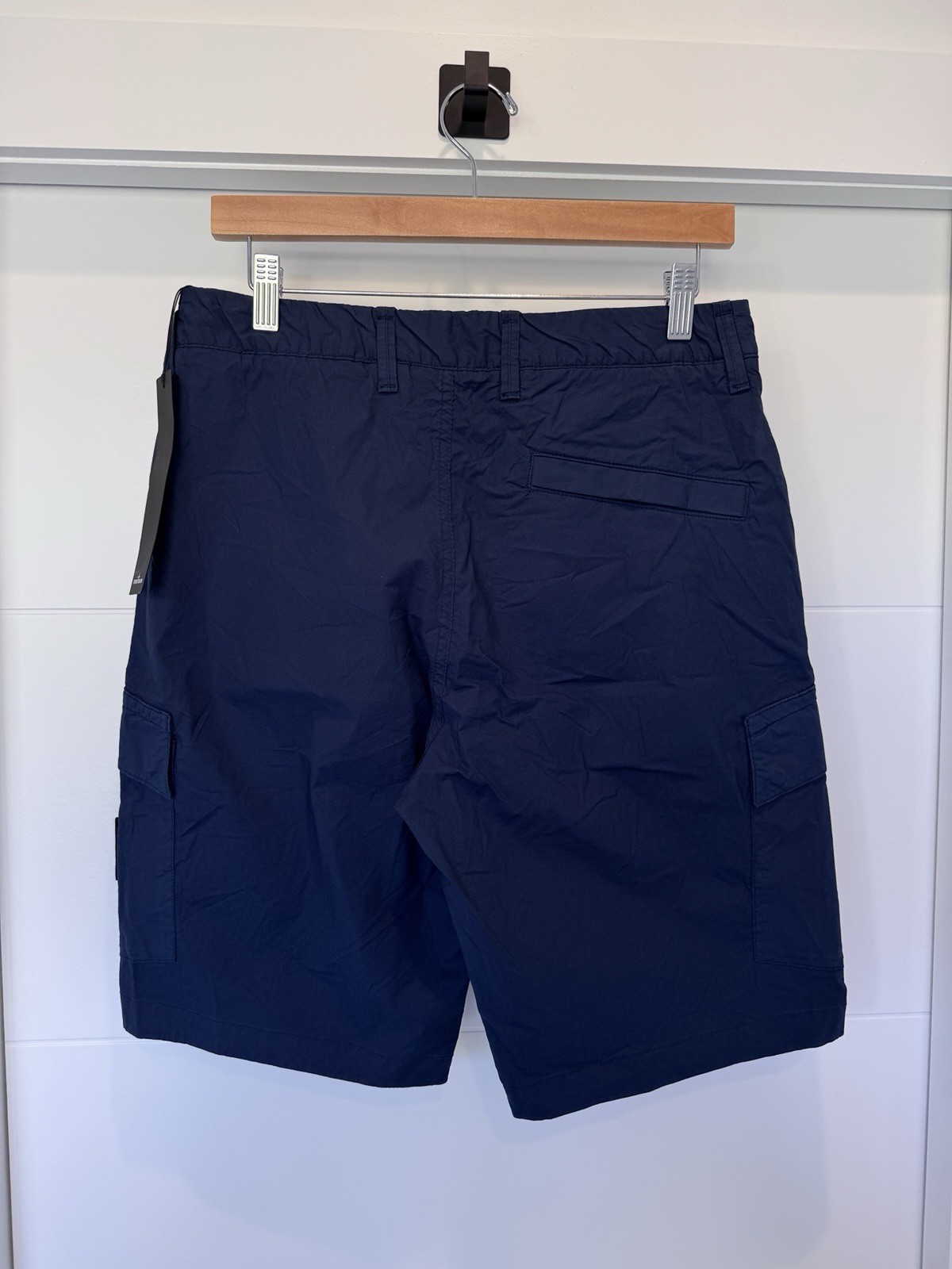 Stone Island Mens Navy Blue Bermuda Cargo Shorts Size 30 Type RE (fits 28-30) thumbnail 7