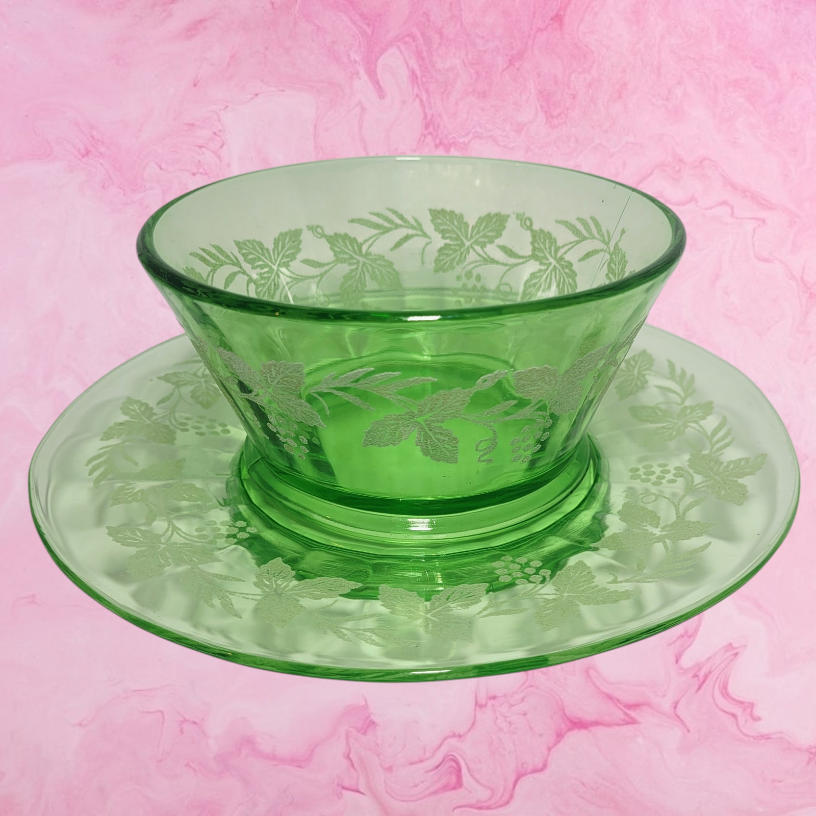 Vintage Federal Glass Uranium Green Etched Depression Glass Bowl & Underplate