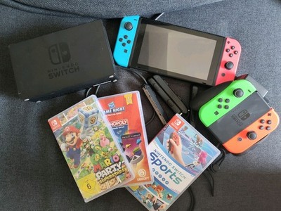 Nintendo Switch Heimkonsole Bundle Dock Joy-Cons blau/rot & grün/orange + Spiele