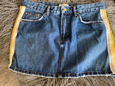 Zara Size L denim mini skirt With Side Stripe Detail White Yellow