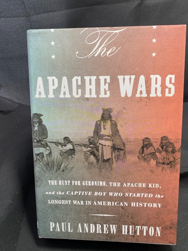 The Apache Wars by Paul Andrew Hutton - 第 1/1 張圖片