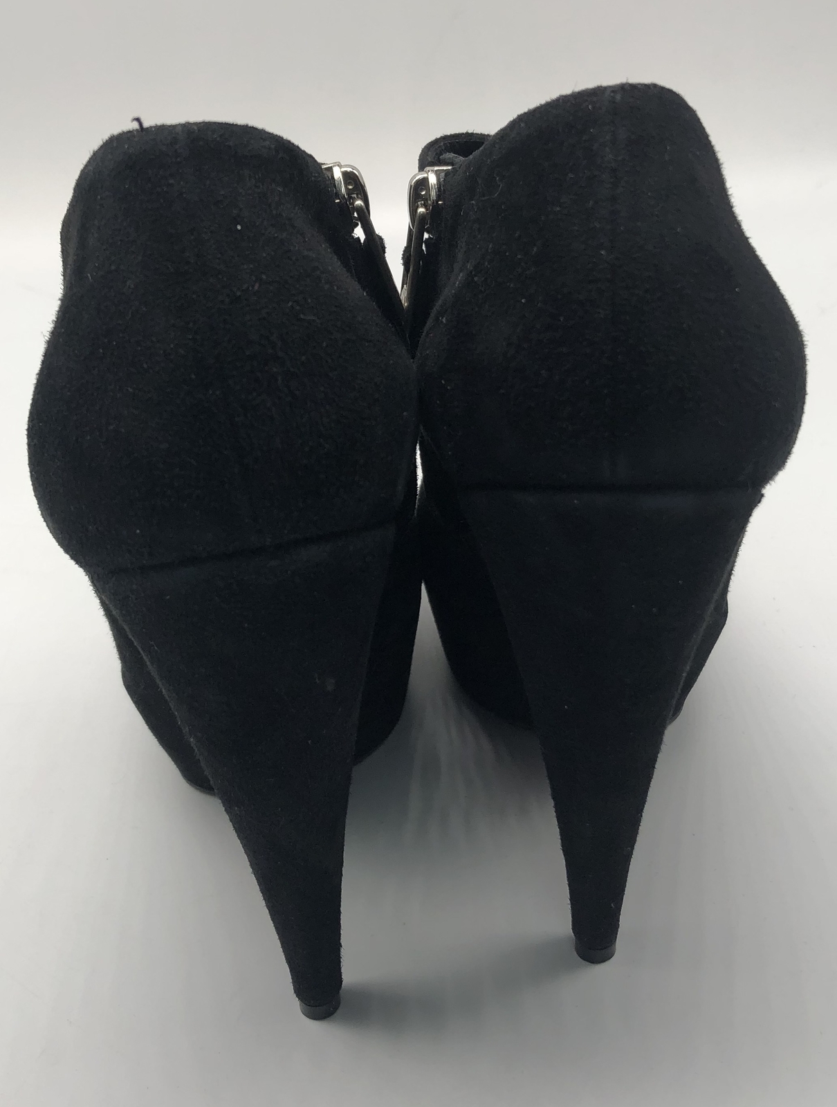 Stivaletti Yves Saint Laurent in pelle scamosciata nera ""Aliama"" plateau taglia 39