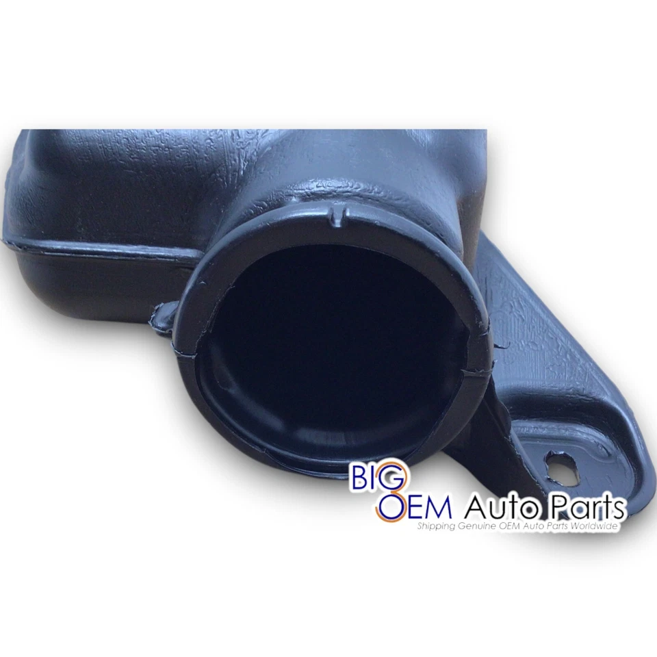 22-24 Jeep Wagoneer Grand Wagoneer Windshield Washer Reservoir OEM 68548931AA - Image 3 of 4