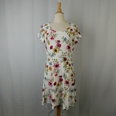 Bobbie Brooks Short Sleeve Lace-Back Floral Print Shift Sun-Dress