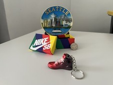 Mini Nike Shoe Keychain Single With Shoe Box Plated Shine Acrylic Red Charcoal