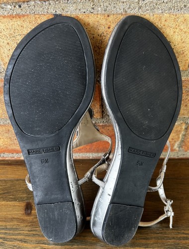 Marc Fisher Women's Sandal Sz 6.5 Silver Strappy Thong Slingback Flat Preowned - Picture 7 of 7