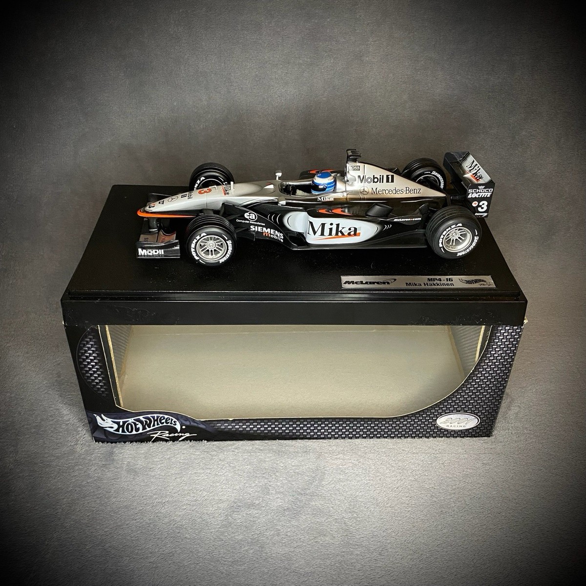 【ミニチャンプス　マクラーレン　メルセデス　MP4-16 2001年　1/18】 1⁄18 - McLaren MP4-16 F1 MP4⁄16 マクラーレン ミニチャンプス | 0