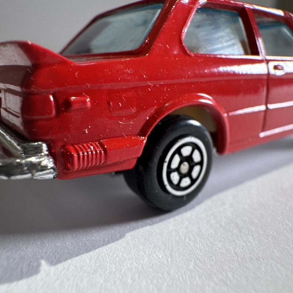 Yatming BMW 320 Turbo Rally Racer #1029 - Coche de juguete fundido a presión rojo vintage Foto 4 de 4