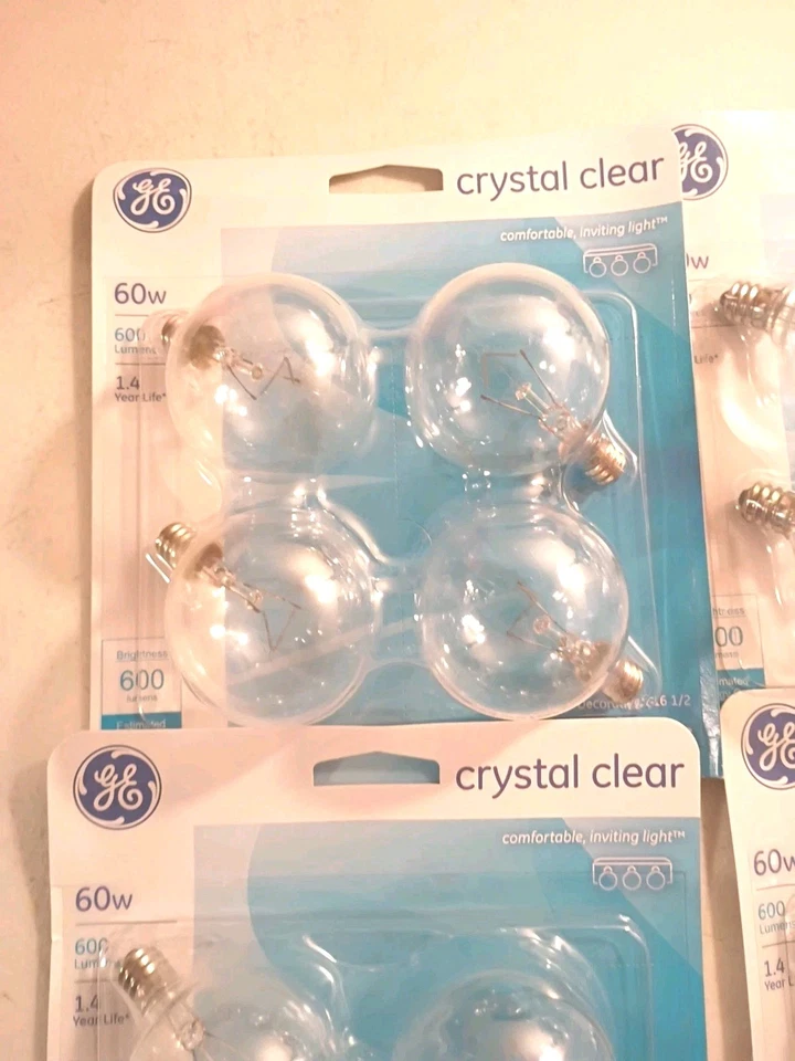 3 Packs Of 4 GE G16.5 Candelabra Base Bulbs Crystal Clear 60W 12 Bulbs - Image 2 of 4