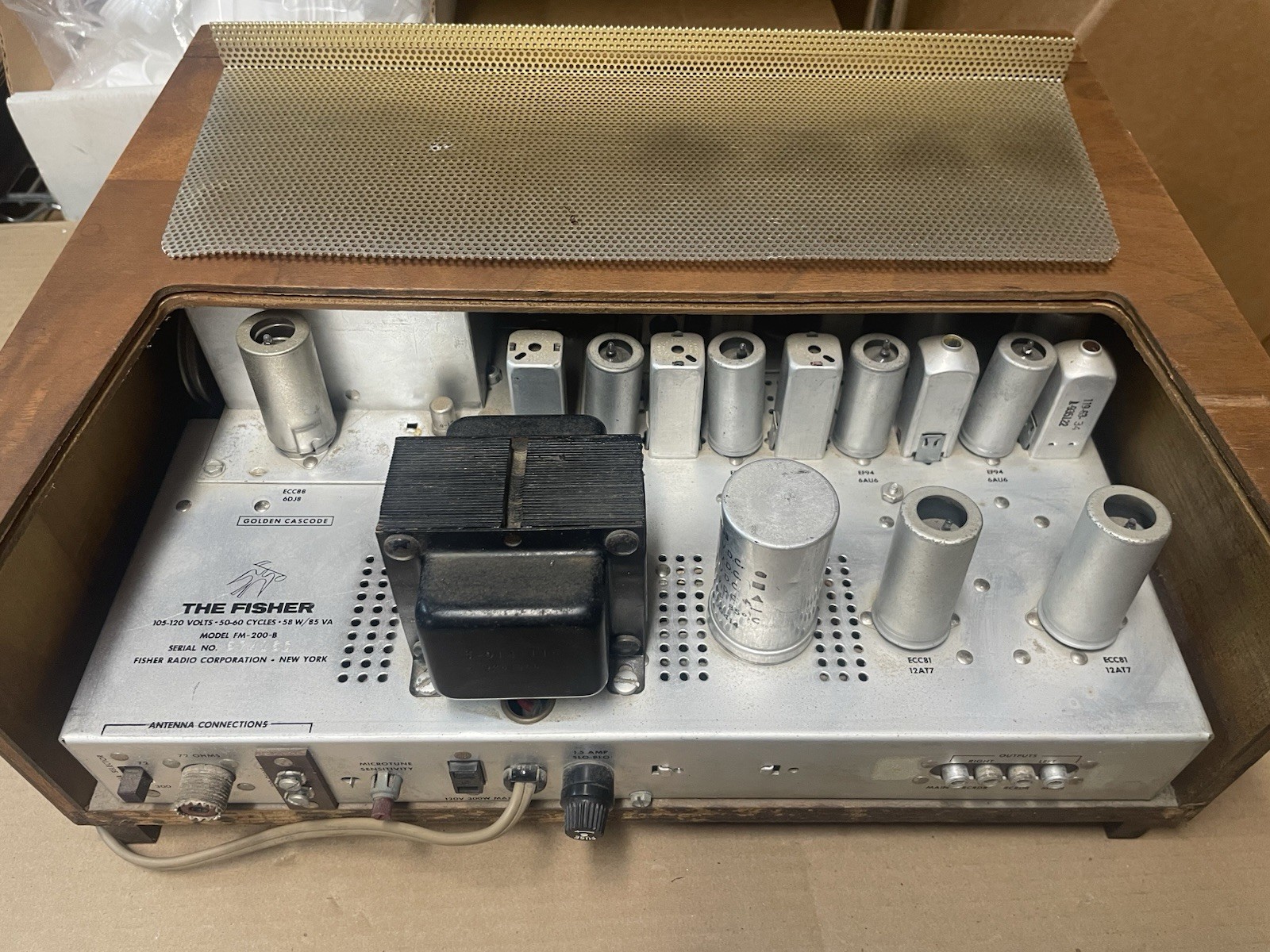 VINTAGE FISHER FM-200-B FM STEREO MULTIPLEX TUNER RECEIVER STEREO 1960's