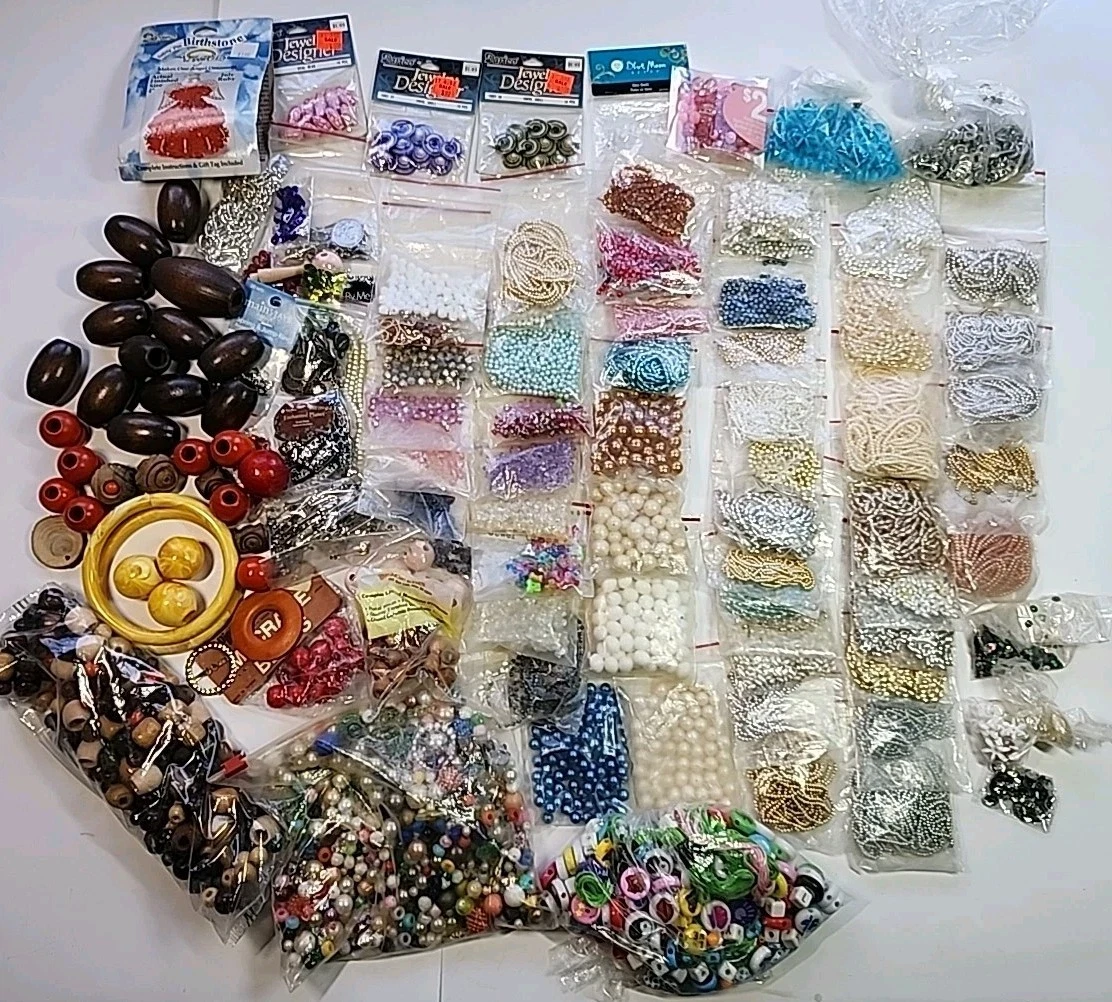 Large 5lb 7oz Lot Plastic & Wood Vintage-Now Jewelry Craft Beads Junk Drawer