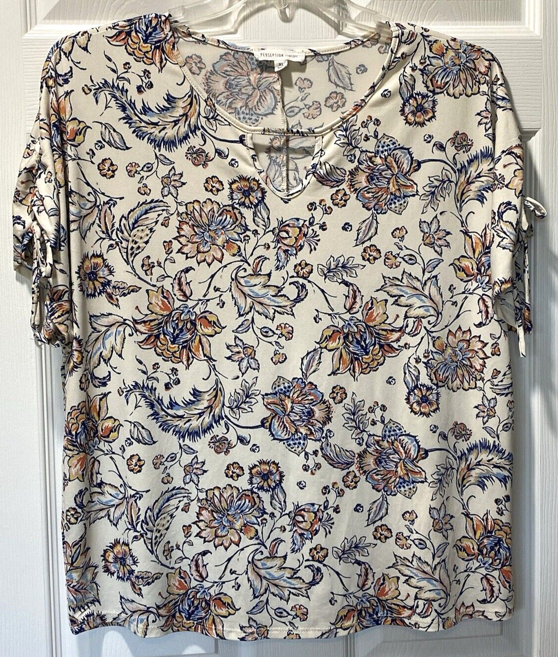 Perception Concept Pull Over Lightweight Slinky T… - image 9