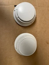 Simplex 4098-9714 Smoke Detector - White with Base 4098-9792 (Set of 2)
