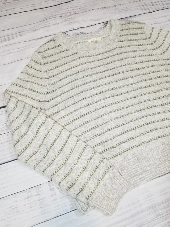 Dillards Copper Key Heather Grey Sweater Olive Green Stitching Juniors XL - Image 3 of 4