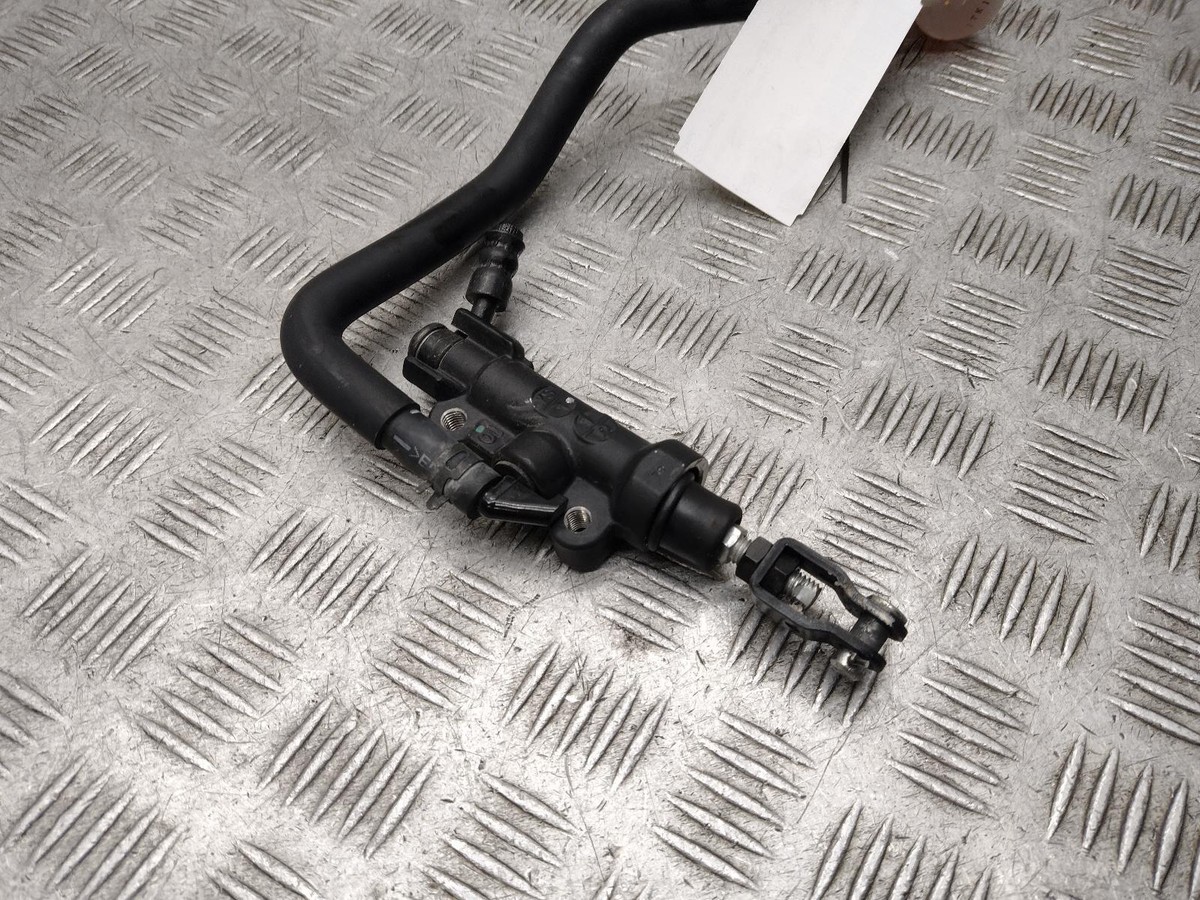 2018 YAMAHA XSR900 XSR 900 ABS MTM 850 Brake Master Cylinder | eBay