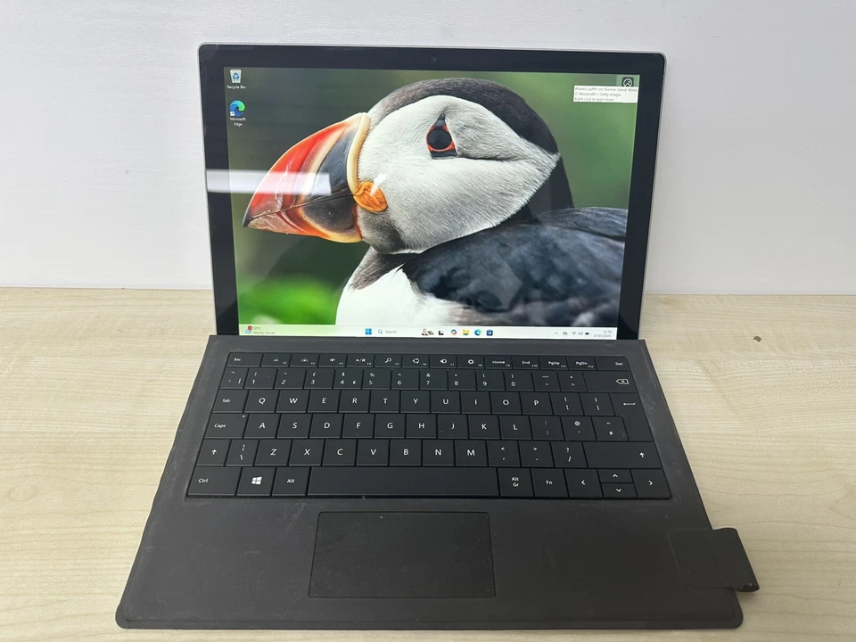 Microsoft Surface Pro 1807 2 in 1 Laptop 12.3" i5-7300U 4GB RAM DDR3 128GB SSD - Image 4 of 4
