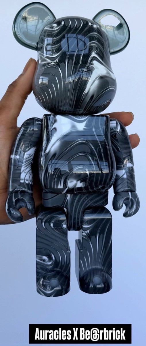 Medicom 2025 Designercon Auracles Chris Brown 400% 100% Be@rbrick
