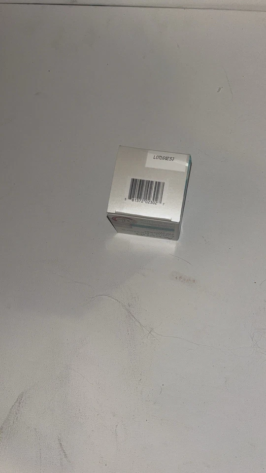 Gel de ojos Aveeno, Calm & Restore, Age Renewal. Piel sensible. LOTE DE DOS 0,5 OZ Foto 2 de 4