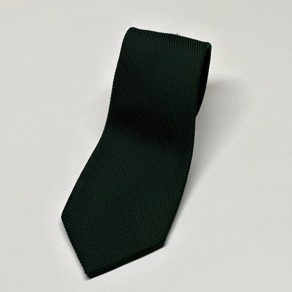 Corbata Mark Shale Granadina Verde Seda 3.25" x 59" Foto 3 de 4