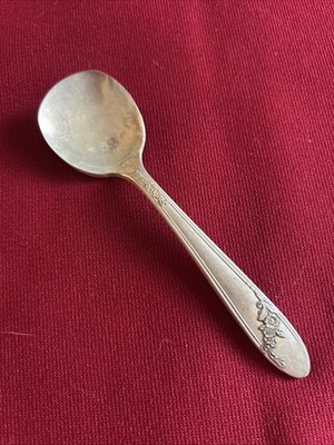 Vtg Queen Bess II 1 Baby Spoon  Oneida Tudor Plate 1946 4-7/8 
