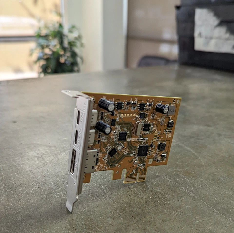 Original 2GT22 02GT22 FOR Dell PCIe Card I/O 2x USB3.1 TYPE-C 1x Display Port DP - Image 2 of 4