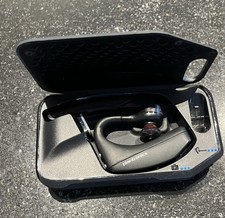 Poly Plantronics Voyager 5200 UC Headset inkl. Ladecase