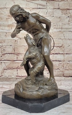 AMERICAN NATIVE TRAINING A BEAR BRONZE SCULPTURE STATUE ON MARBLE BASE GIFT NR