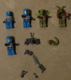 LEGO 70709 Galactic Titan Galaxy Squad 99% complete with Instructions