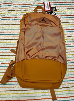 BNWT Genuine Nike Air Jordan Fluid Backpack laptop bag Golden