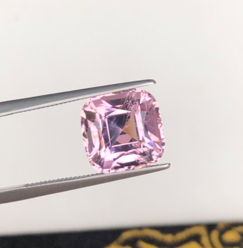 Natural baby pink Color tourmaline 7.63 Carat cushion cut stone from Afghanistan - Picture 4 of 4