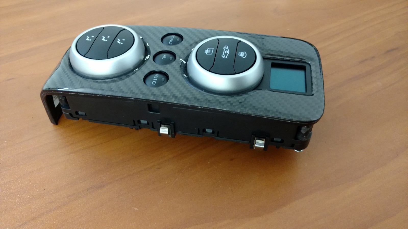 MCLAREN MP4-12C CARBON FIBER DOOR CONTROL SWITCH UNIT OEM 11M2365CP .01