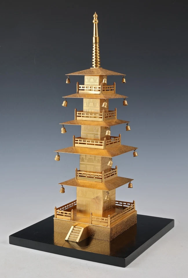 Японская винтажная латунная фигурка пятиэтажная буддийская пагода 五重塔  - Изображение 2 из 4