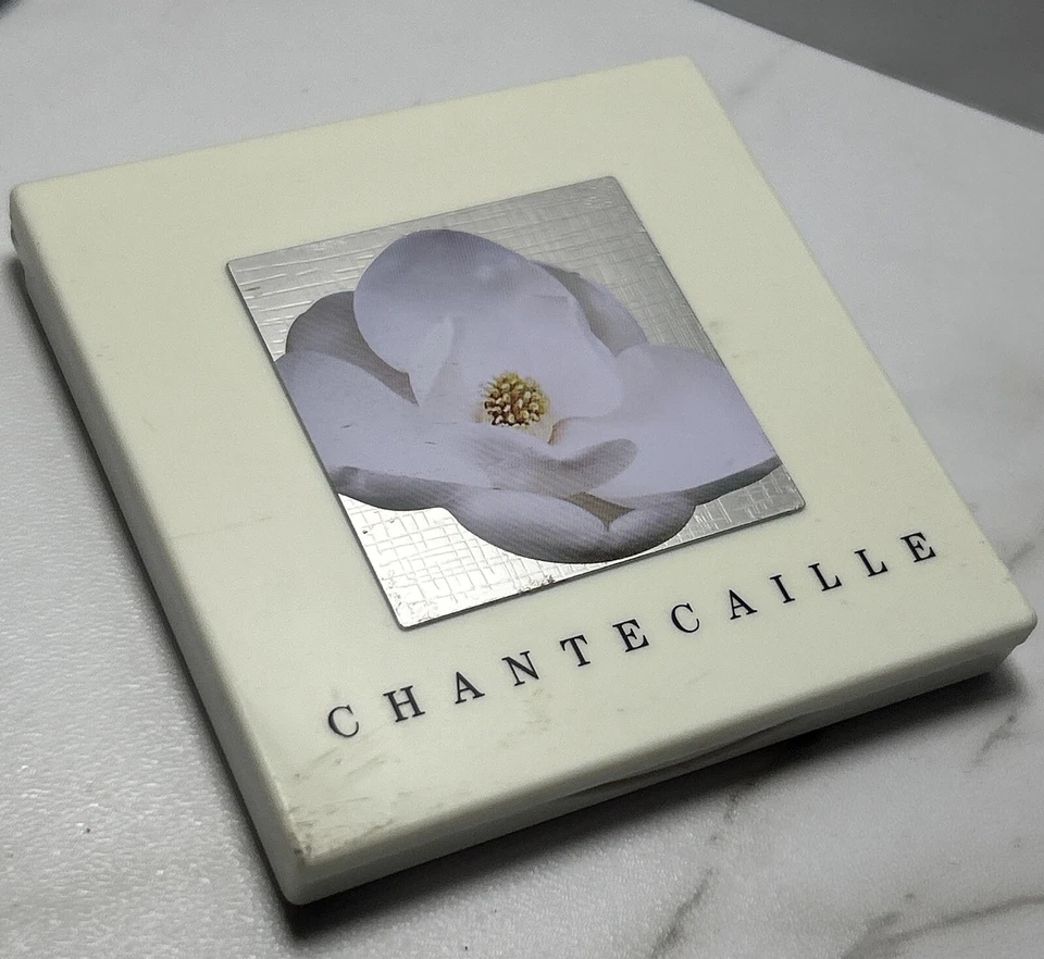 CHANTECAILLE  LE MAGNOLIA Eye And Cheek PALETTE Rare HTF - Image 2 of 4