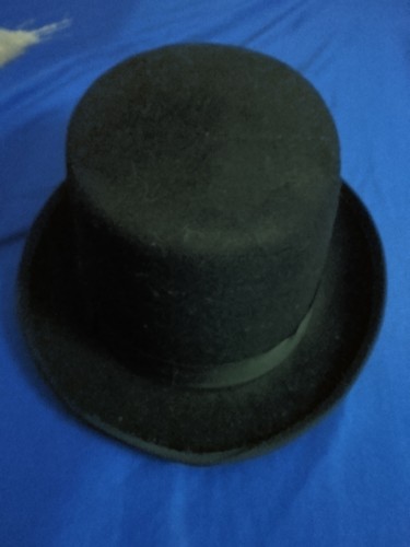 Formally Yours RFN Co Black Felt Top Hat Sized Medium Vintage White Satin Lining
