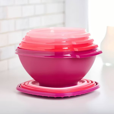 Tupperware Servalier Bowls Set of 4 Shades of Pink One Touch Seals Stacking NEW!