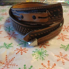 Nocona Belt Co Women's Western Leather Buckle Belt