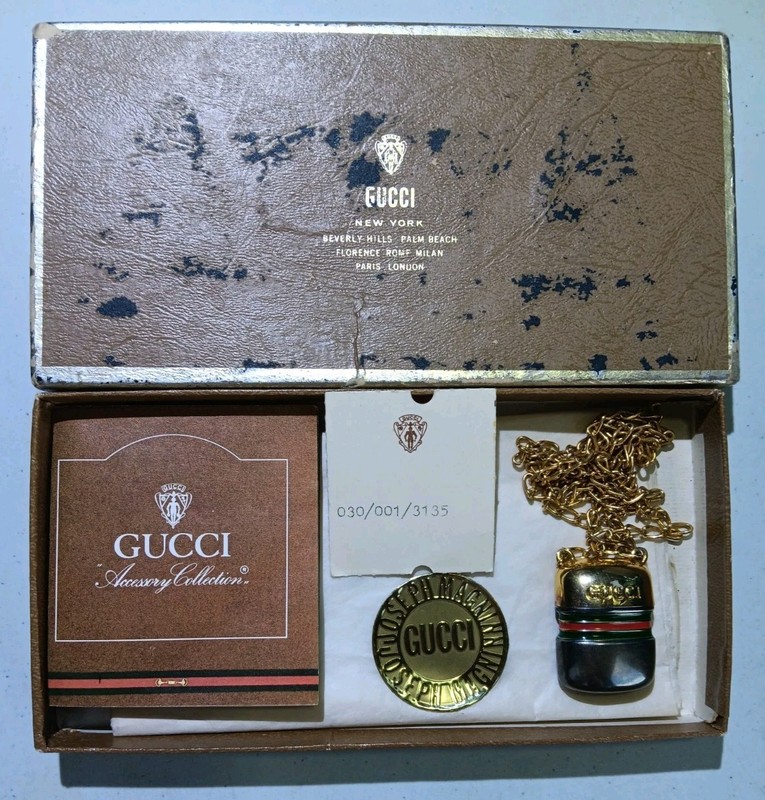 Vtg 1980 Gucci Accessory Collection Pill Box Necklace w/Box Booklet Card Italy 