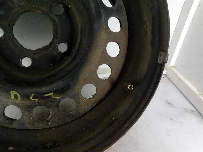 Rueda de acero 15x6 compatible con 95-05 CAVALIER 447489 Foto 4 de 4