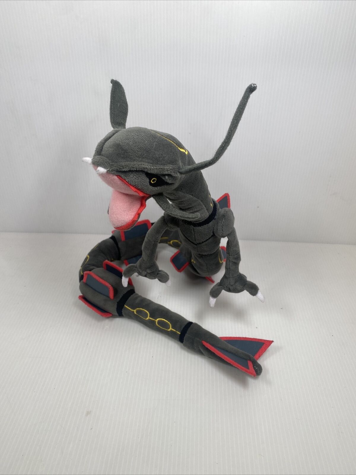 Rayquaza Shiny Plush – PeluchMania