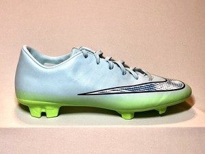 nike mercurial vapor size 8.5