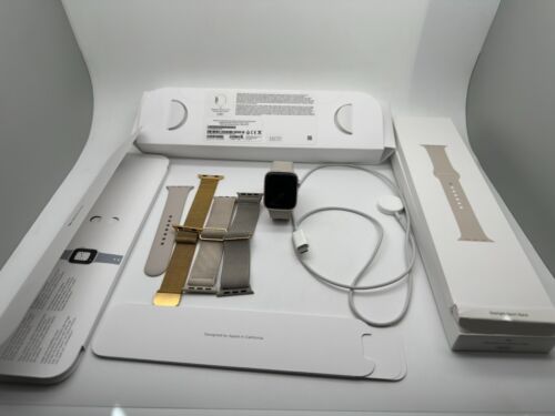 Apple Watch SE (2nd Generation) 40mm Aluminum Case Starlight GPS+CELLULAR